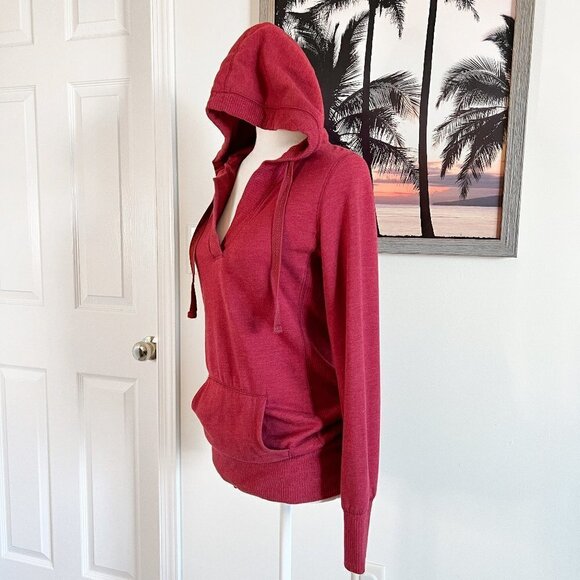 Women's SO Sweater | Pullover | Hooded | Red | Size Medium | V-Neck Top - Picture 3 of 9